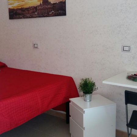 Domus Italiana Hotel โรม ภายนอก รูปภาพ