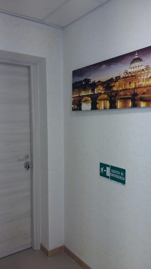 Domus Italiana Hotel โรม ภายนอก รูปภาพ