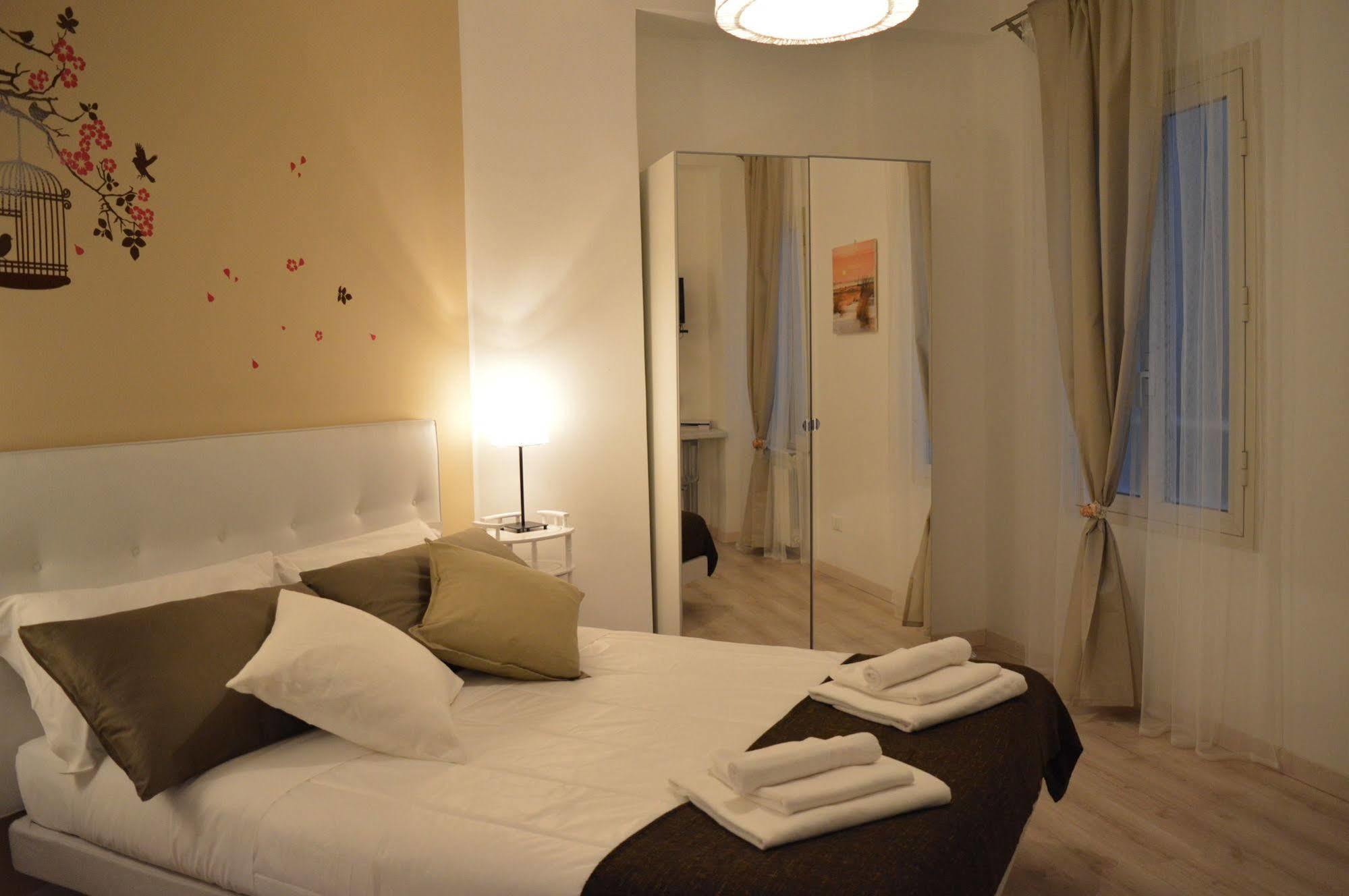 Domus Italiana Hotel โรม ภายนอก รูปภาพ