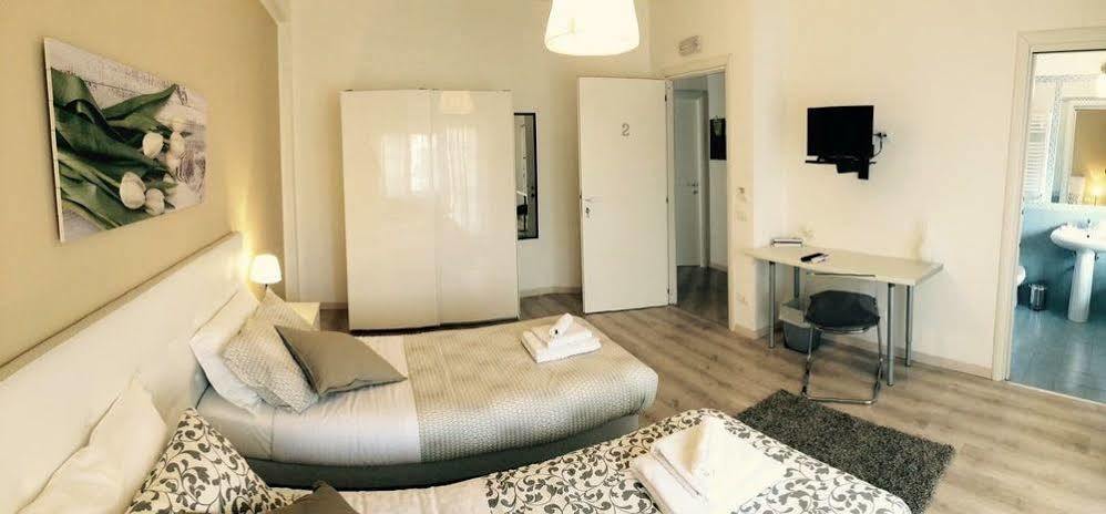 Domus Italiana Hotel โรม ภายนอก รูปภาพ